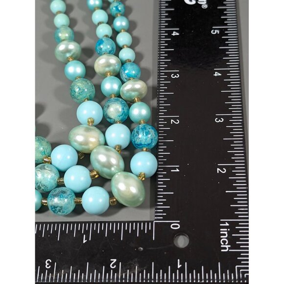 Vintage Japan Aqua Blue Pearlized Lucite Triple Strand Choker Necklace 17" - Picture 9 of 9